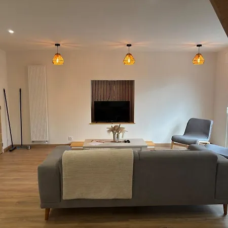 Proche Du Mont Michel Casa de Férias *