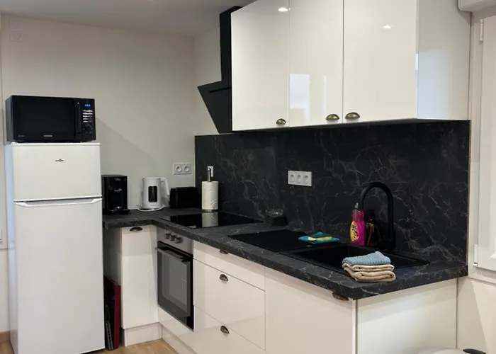 Proche Du Mont Michel Сasa de vacaciones *