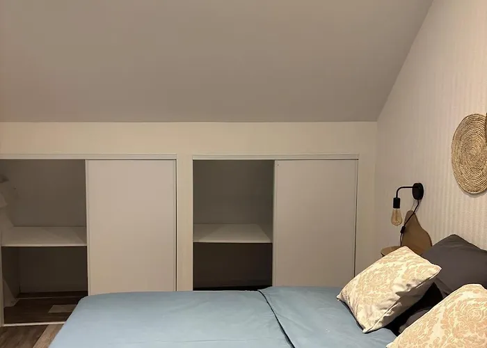 Proche Du Mont Michel بيت للعطل